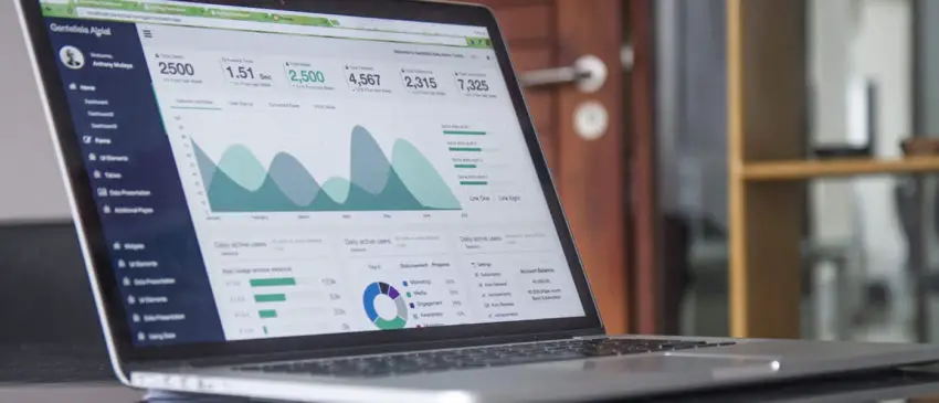 Real Time Charts & Diagramme mit JavaScript programmieren Real Time Charts & Diagramme mit JavaScript programmieren Thumbnail
